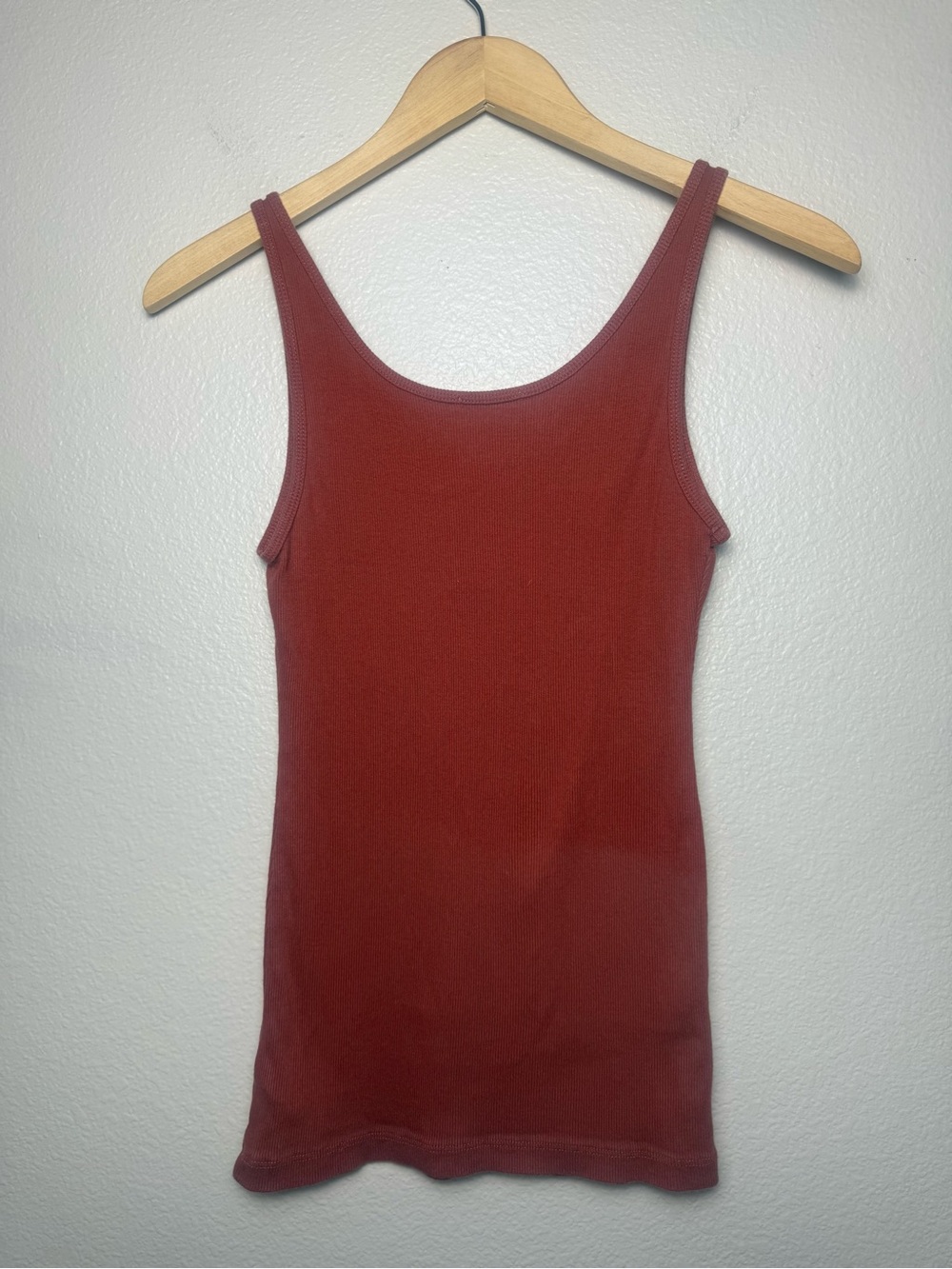James Perse 100% Cotton Ribbed Tank Top - Rust - Picture 2 of 5